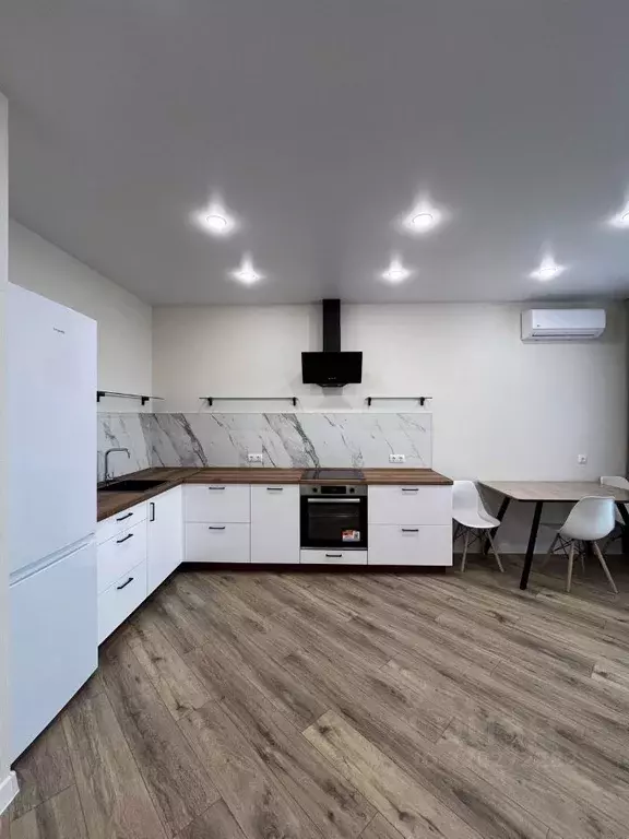 1-к кв. Самарская область, Тольятти Коммунистическая ул., 2Л (45.0 м) - Фото 2