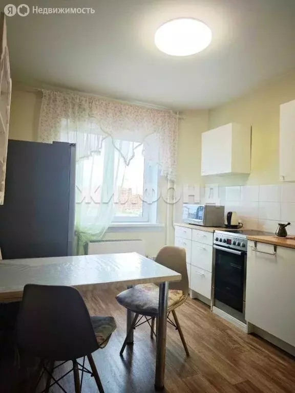 2-комнатная квартира: Новосибирск, улица Титова, 252/2 (60 м) - Фото 0