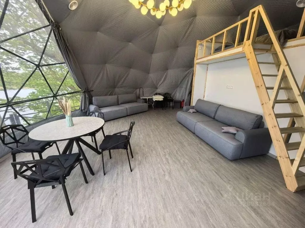 Дом в Калининградская область, Янтарный пгт ул. Озерная, 3 (50 м) - Фото 2