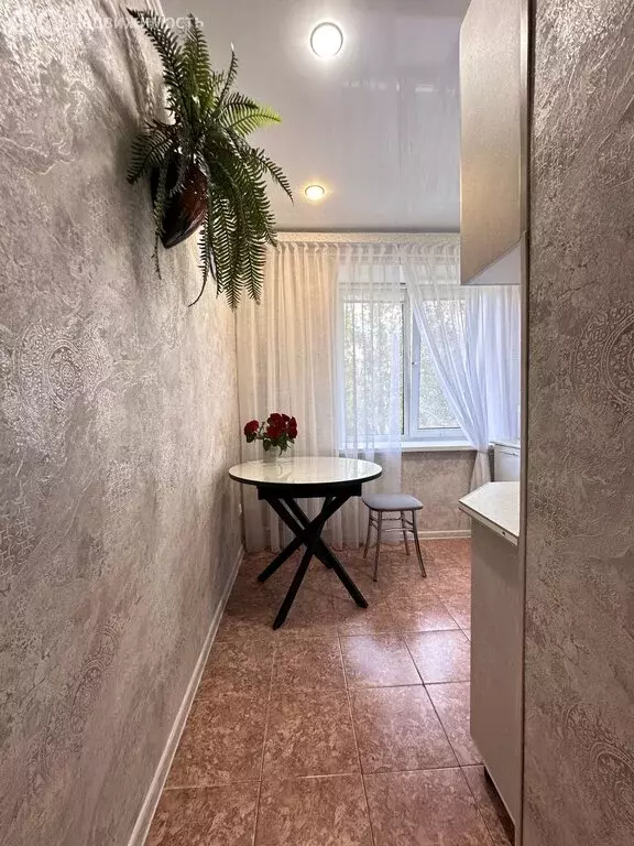3-комнатная квартира: Пенза, улица Клары Цеткин, 45 (64 м) - Фото 1