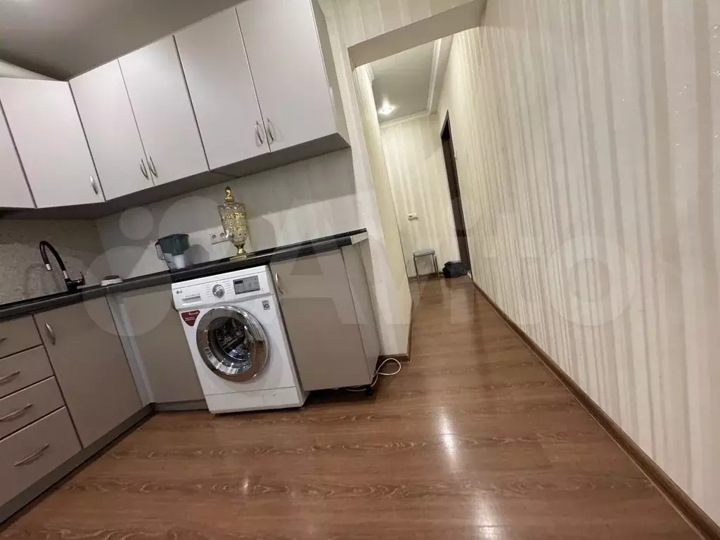 1-к. квартира, 40 м, 5/5 эт. - Фото 1