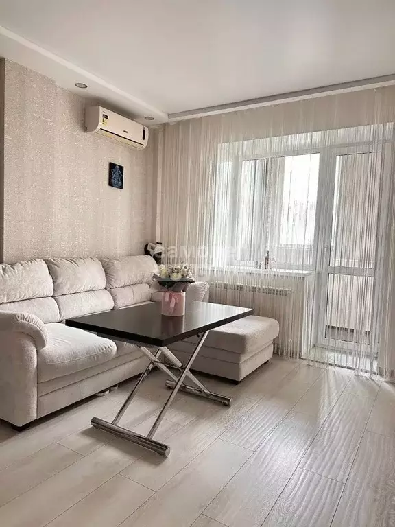 1-к кв. Омская область, Омск ул. 3-я Енисейская, 32/2 (39.4 м) - Фото 0