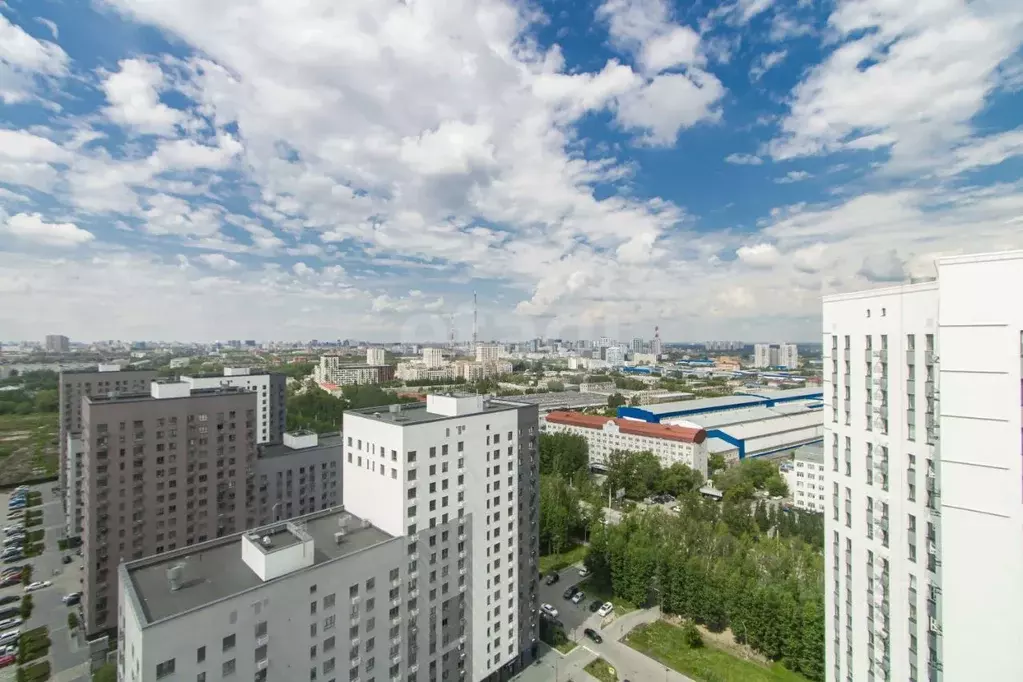 1-к кв. Тюменская область, Тюмень ул. Республики, 204к14 (41.6 м) - Фото 1