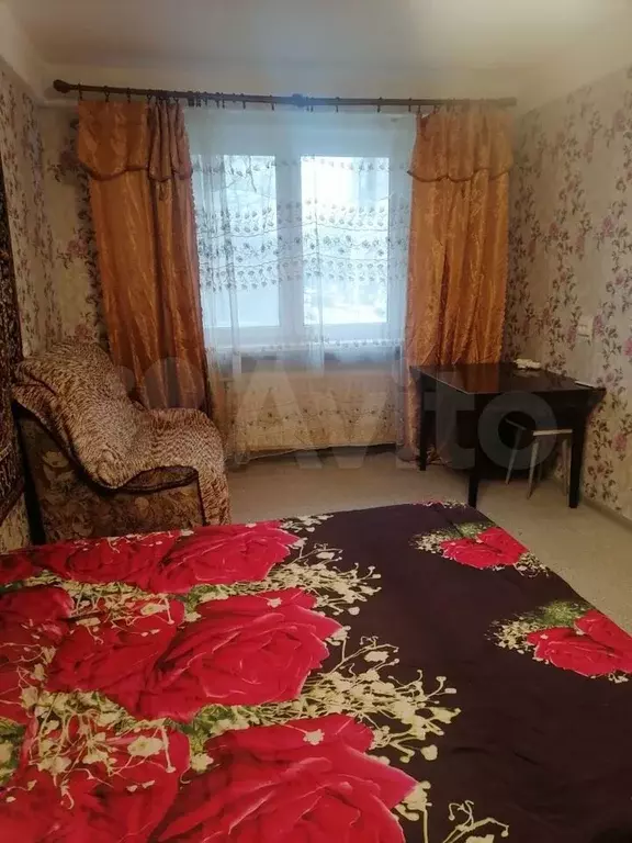Комната 18 м в 3-к, 1/9 эт. - Фото 1