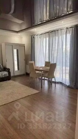 Дом в Крым, Симферополь ул. Джеппар Акима (70 м) - Фото 1