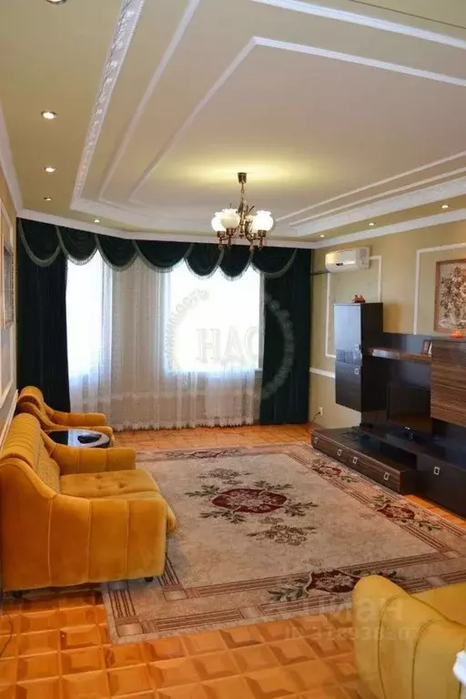 3-к кв. Курская область, Курск ул. Радищева, 20 (100.0 м) - Фото 0