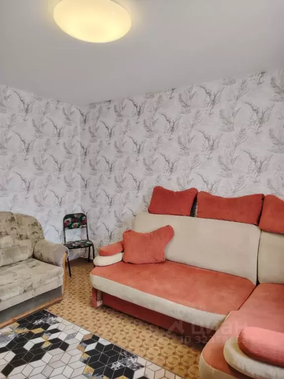 2-к кв. Омская область, Омск ул. Степанца, 8 (50.0 м) - Фото 2