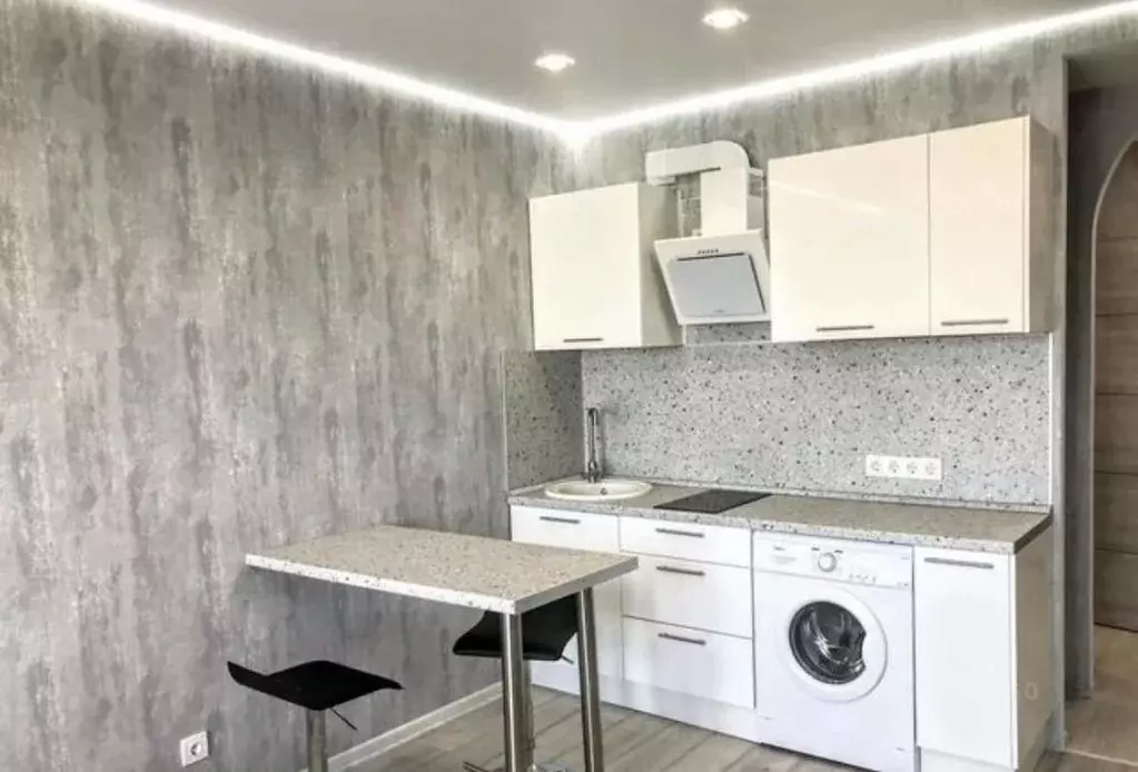 Студия Калужская область, Калуга ул. Маяковского, 62 (30.0 м) - Фото 1