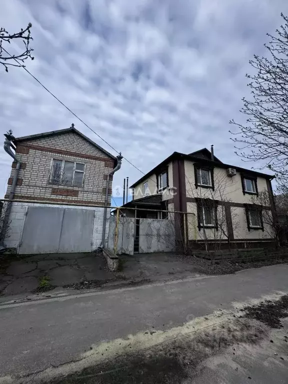 Дом в Воронежская область, Россошь ул. Малиновского, 24 (156 м) - Фото 2