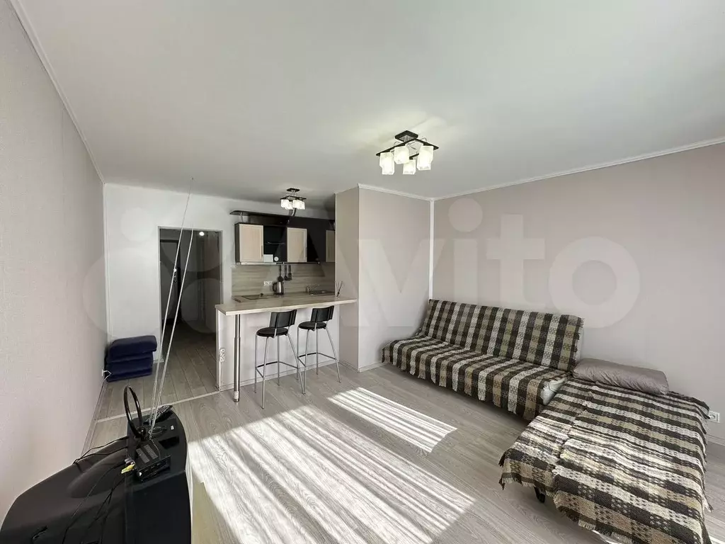 1-к. квартира, 38 м, 7/10 эт. - Фото 1