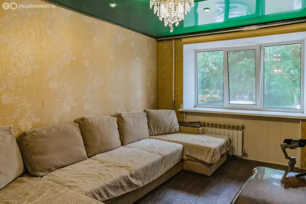 3-комнатная квартира: Комсомольск-на-Амуре, улица Дзержинского, 11 ... - Фото 2