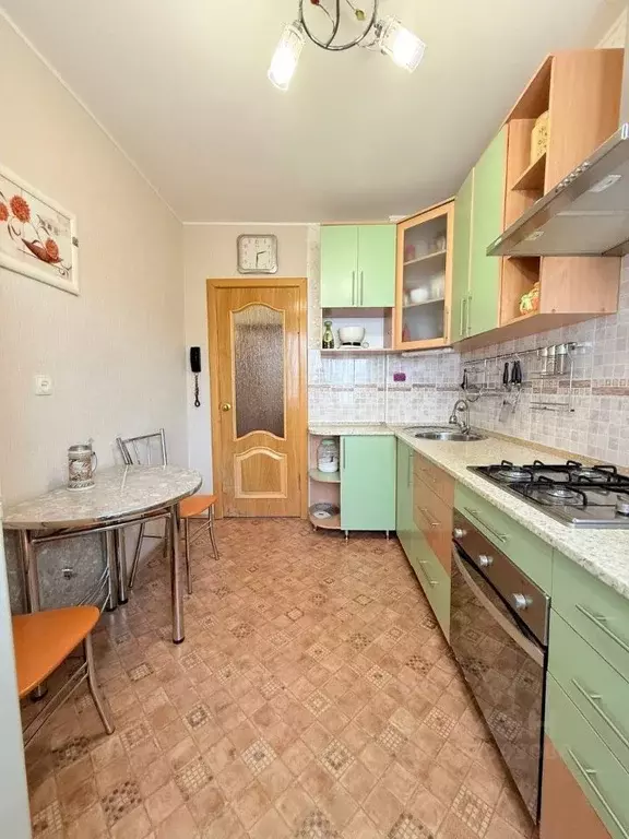 3-к кв. Саратовская область, Саратов Цветочная ул., 26/32 (63.7 м) - Фото 1