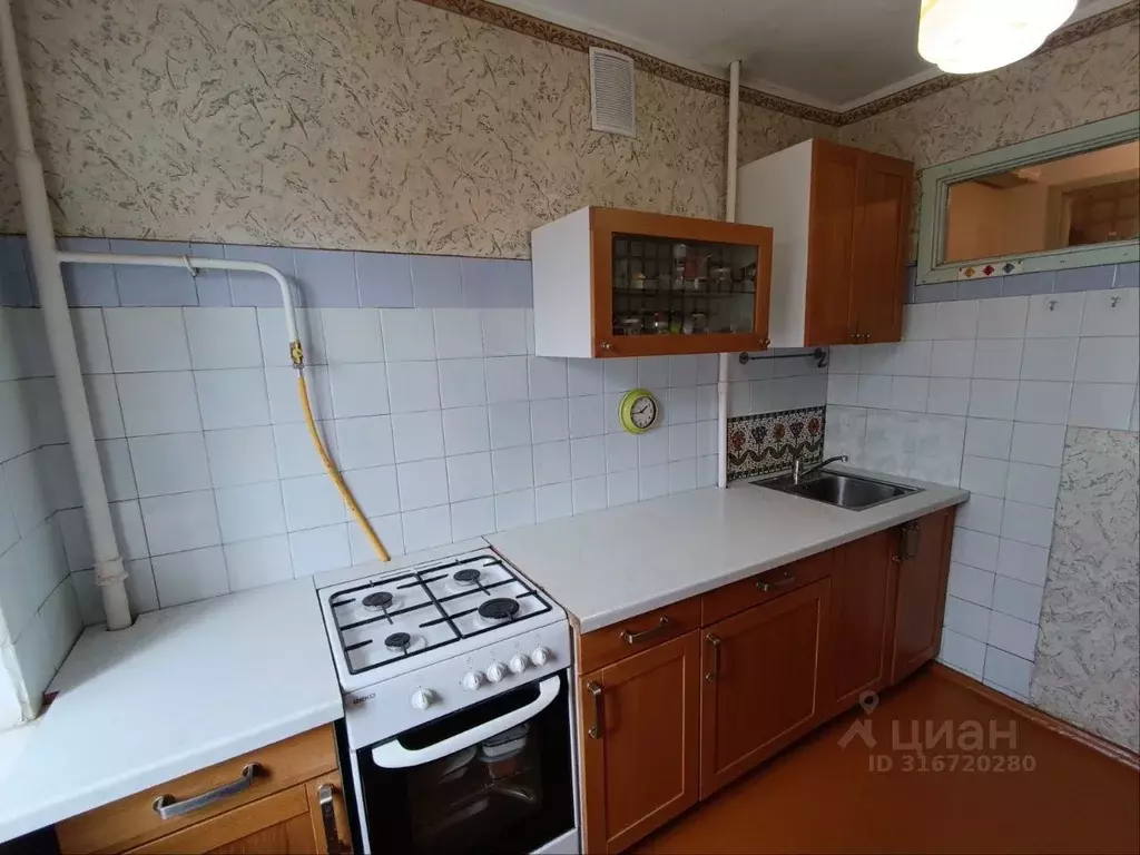 3-к кв. Нижегородская область, Нижний Новгород ул. Радио, 5 (63.9 м) - Фото 0