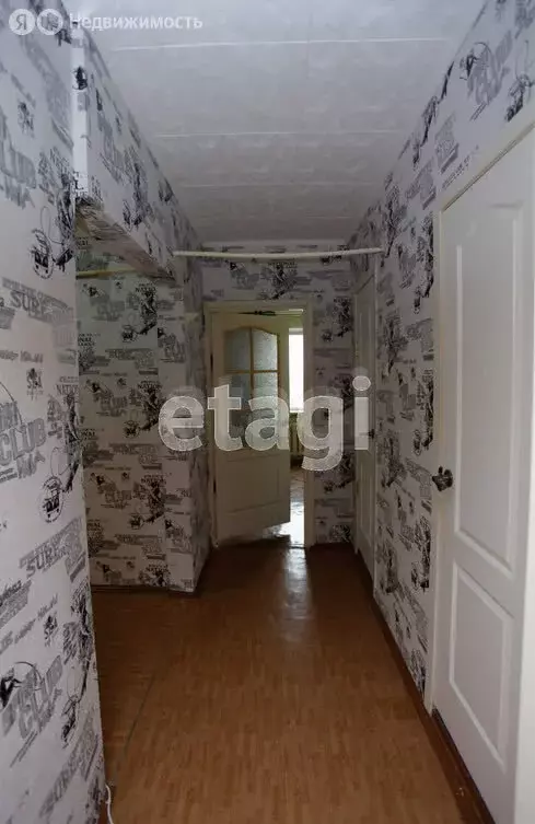 3-комнатная квартира: Тюмень, улица 30 лет Победы, 78 (64.7 м) - Фото 2