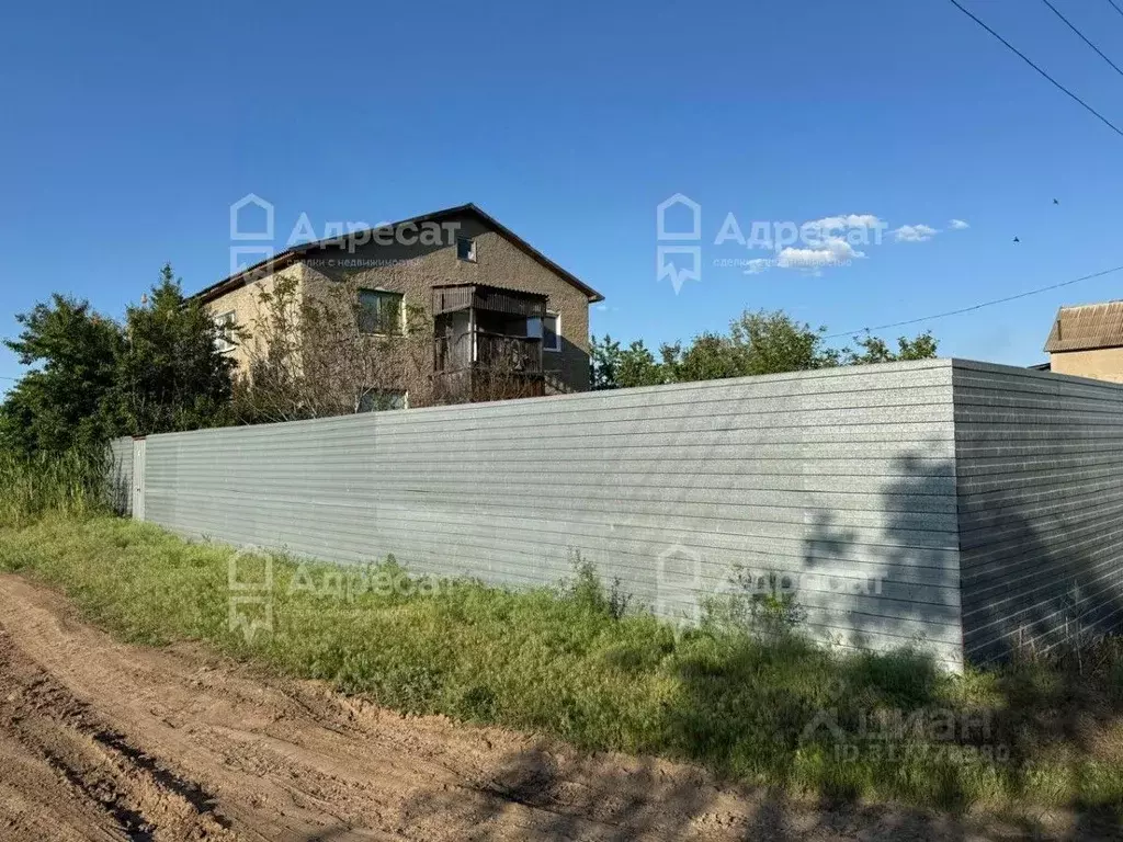 Дом в Волгоградская область, Среднеахтубинский район, Клетское с/пос, ... - Фото 1