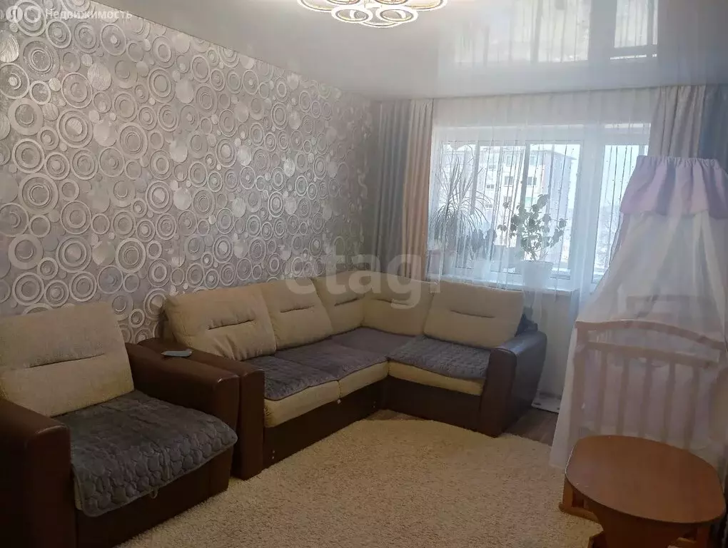 2-комнатная квартира: Усть-Катав, 2-й микрорайон, 33 (42.3 м) - Фото 0