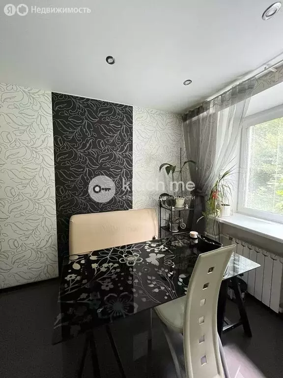 1-комнатная квартира: Казань, улица Гарифьянова, 8 (40.6 м) - Фото 2