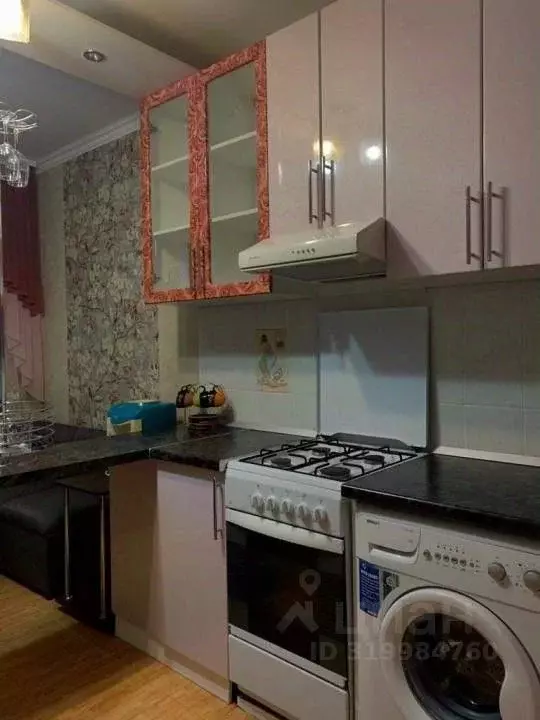 1-к кв. Омская область, Оконешниково рп ул. Пролетарская, 31 (35.0 м) - Фото 0