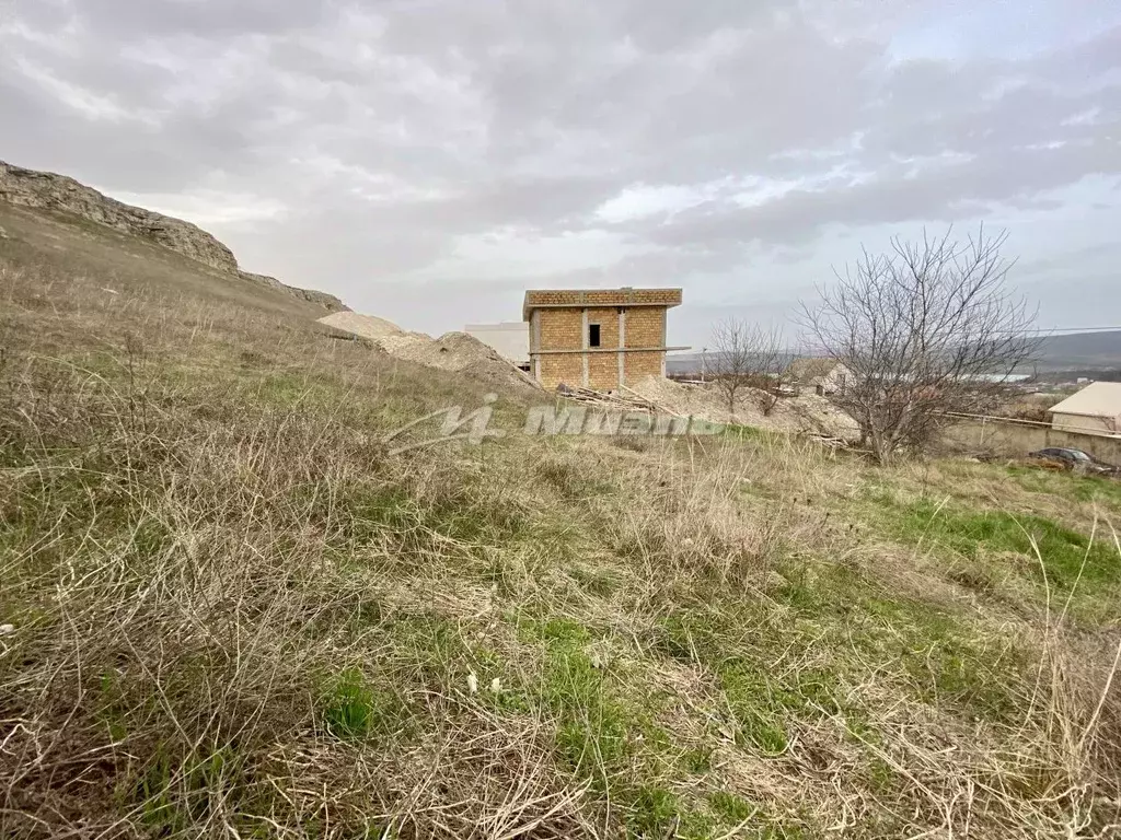 Участок в Крым, Симферополь ул. Имени К.М. Кудряшова (10.0 сот.) - Фото 2