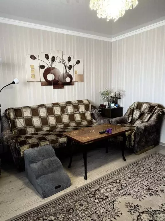 3-к кв. Бурятия, Улан-Удэ ул. Столбовая, 60 (61.2 м) - Фото 1