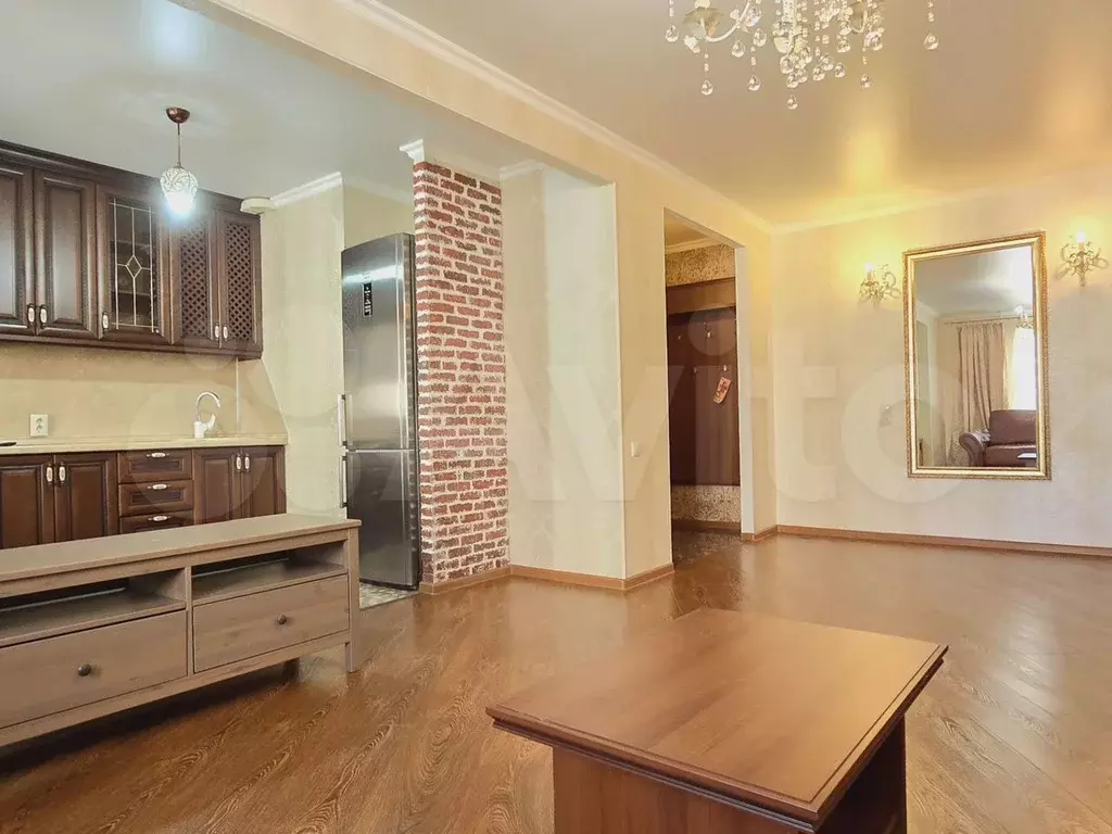 3-к. квартира, 80 м, 7/9 эт. - Фото 1