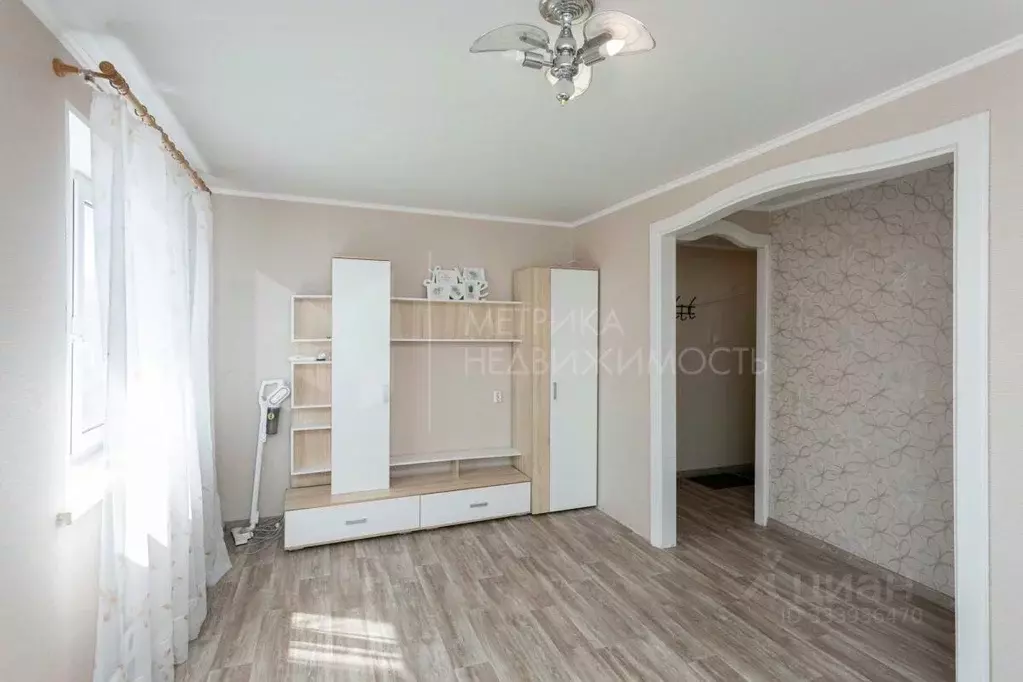 1-к кв. Тюменская область, Тюмень Рижская ул., 73 (31.8 м) - Фото 1