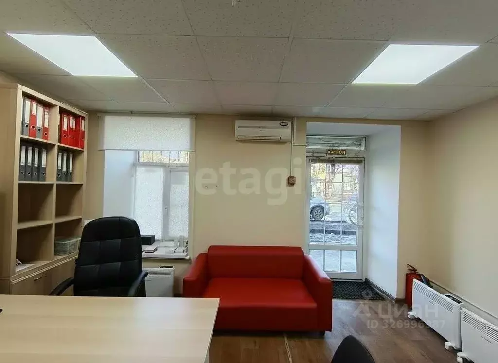 Офис в Ростовская область, Новочеркасск Московская ул., 29 (22 м) - Фото 1