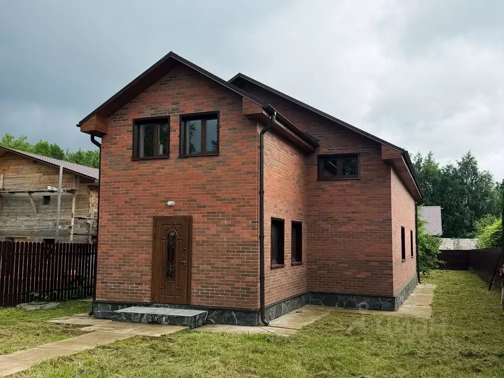 Дом в Москва пос. Совхоза Крекшино, ул. Лесная (240 м) - Фото 1