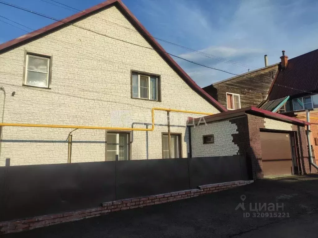 Дом в Алтайский край, Барнаул Брянская ул., 19 (190 м) - Фото 1