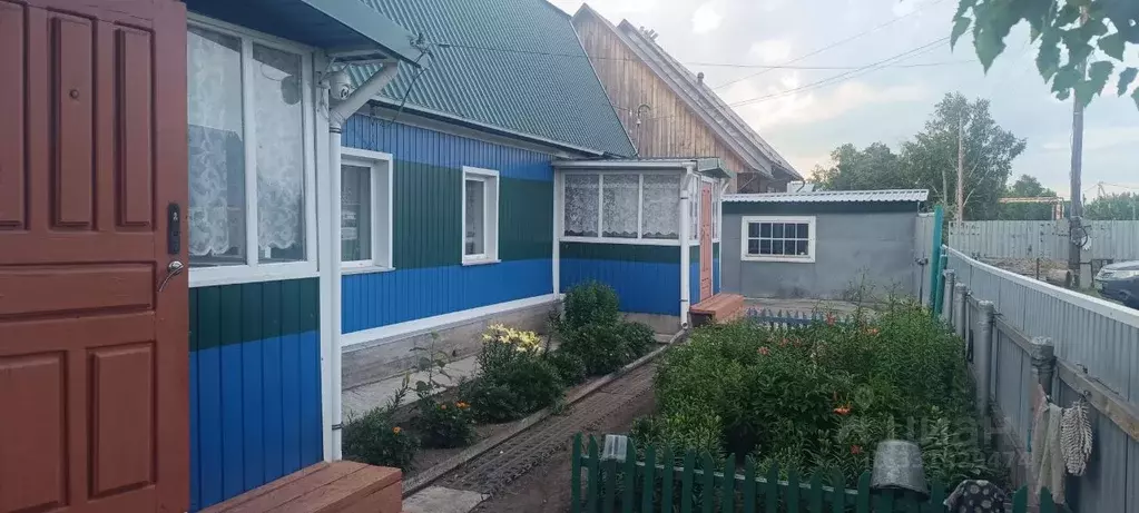 Дом в Алтайский край, Алейск ул. Победы, 52 (80 м) - Фото 1