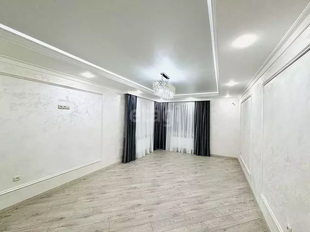 3-к кв. Карачаево-Черкесия, Черкесск ул. Космонавтов, 98Б (95.5 м) - Фото 0