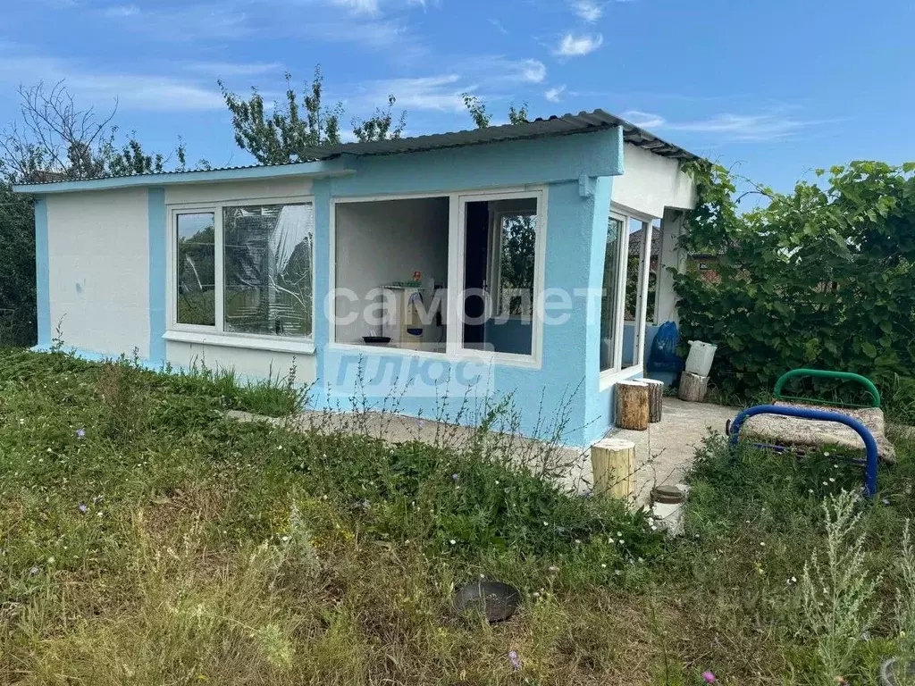 Дом в Самарская область, Кинельский с/пос, пос. Луговой ул. Дружная, 5 ... - Фото 1