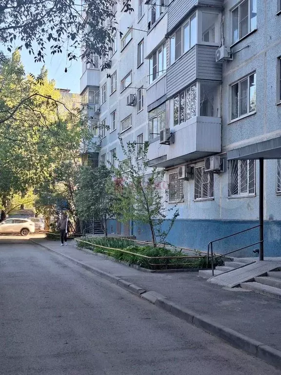 3-к. квартира, 60 м, 1/9 эт. - Фото 1