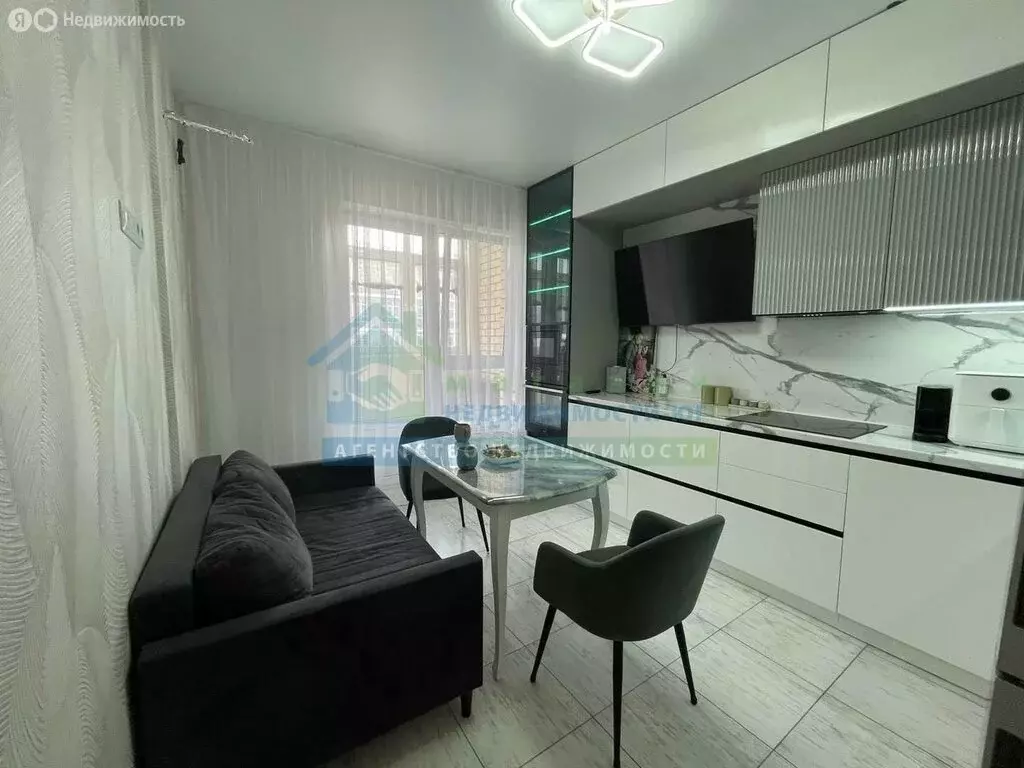 1-комнатная квартира: Цемдолина, Солнечная улица, 2 (42.5 м) - Фото 2