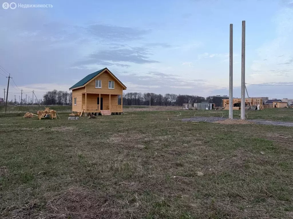 Участок в село Русско-Высоцкое, Солнечная улица, 5 (6 м) - Фото 1