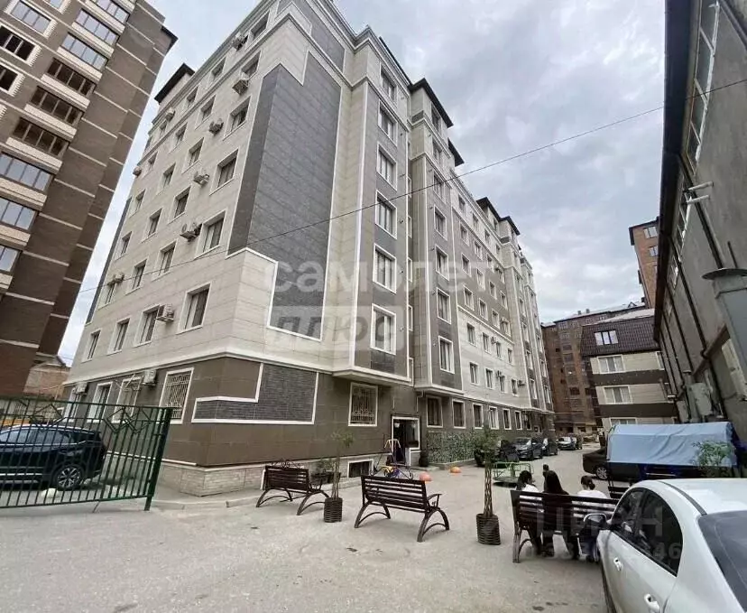 2-к кв. Дагестан, Хасавюрт ул. Батырмурзаева 1-й проезд, 2 (65.0 м) - Фото 1