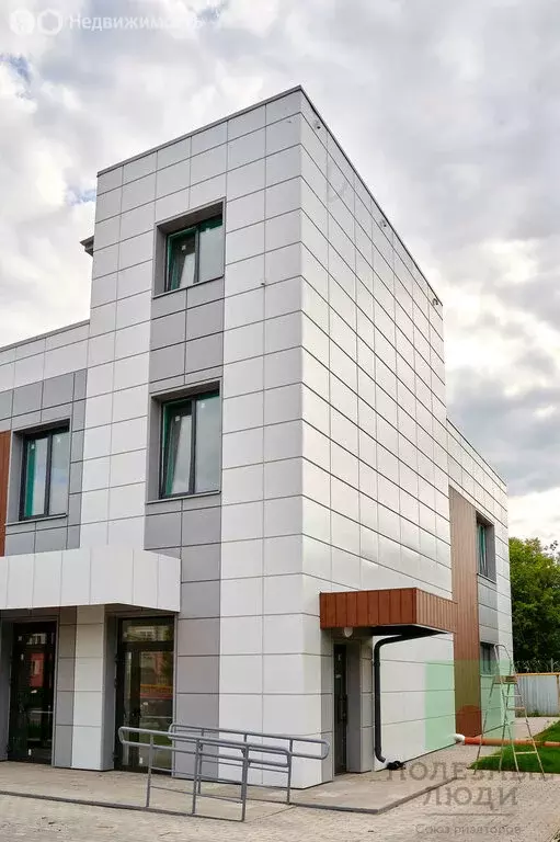 Помещение свободного назначения (100 м) - Фото 2