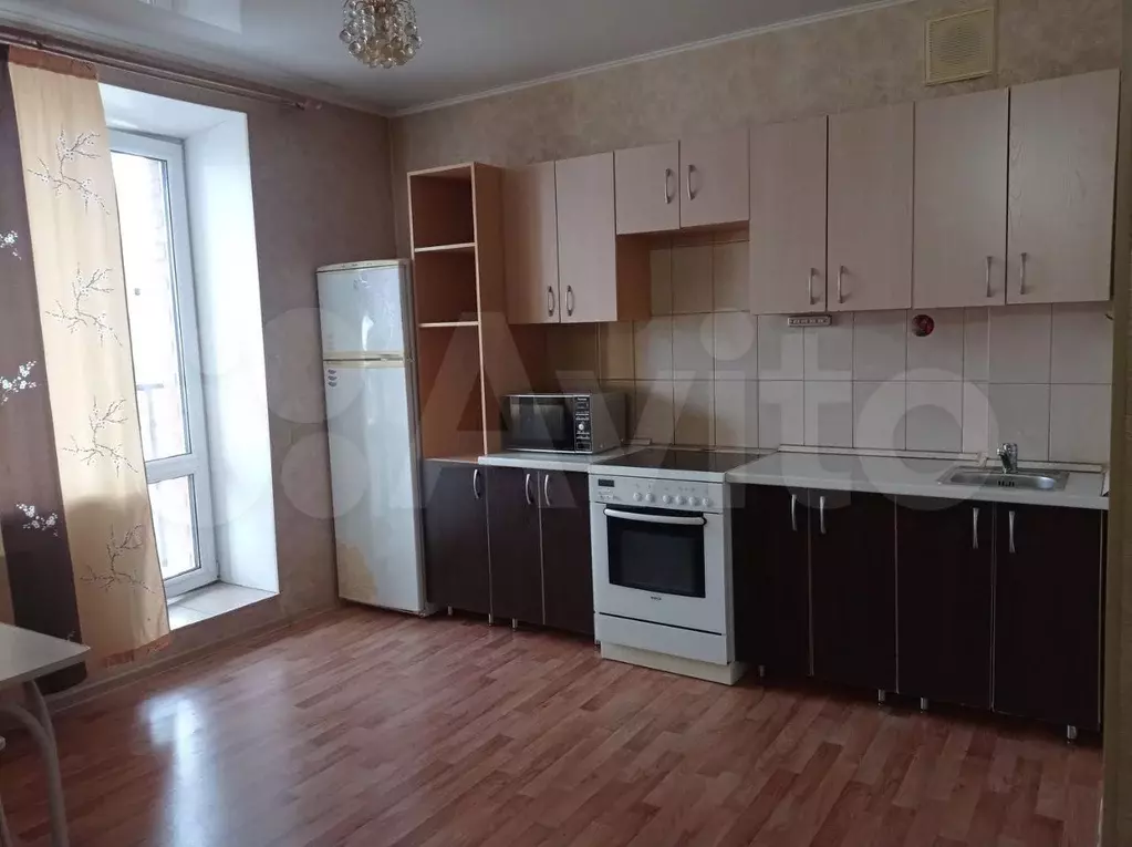 1-к. квартира, 50 м, 6/9 эт. - Фото 0