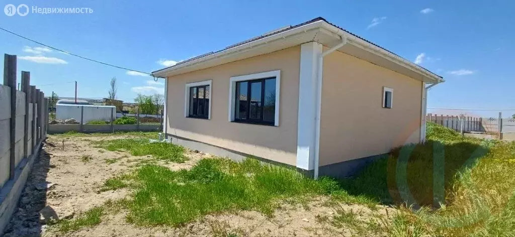 Дом в Симферопольский район, село Трудовое (80 м) - Фото 2