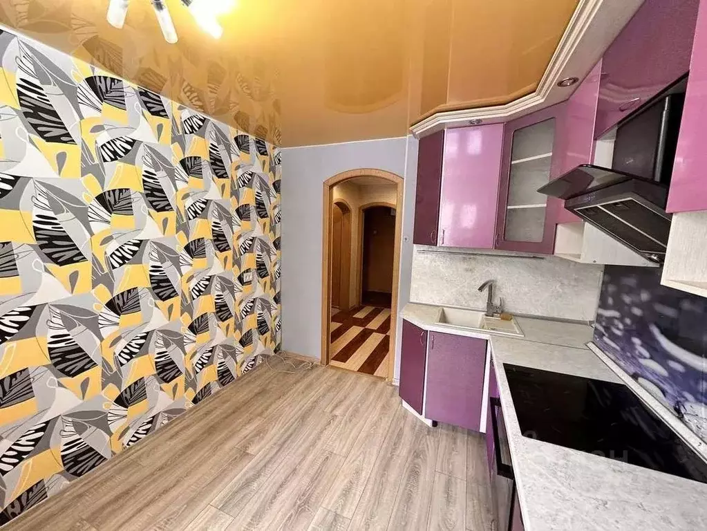 3-к кв. Мурманская область, Мурманск ул. Свердлова, 42к1 (72.1 м) - Фото 1