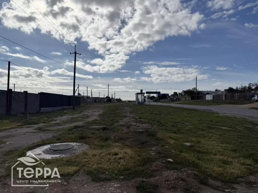 Участок в Суворовское, Евпаторийская улица (9.5 м) - Фото 1