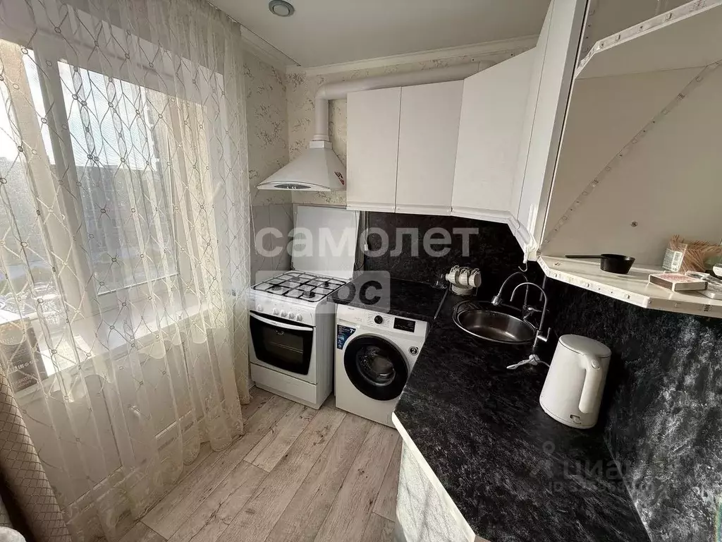 4-к кв. Башкортостан, Мелеуз 31-й мкр, 10 (60.1 м) - Фото 1