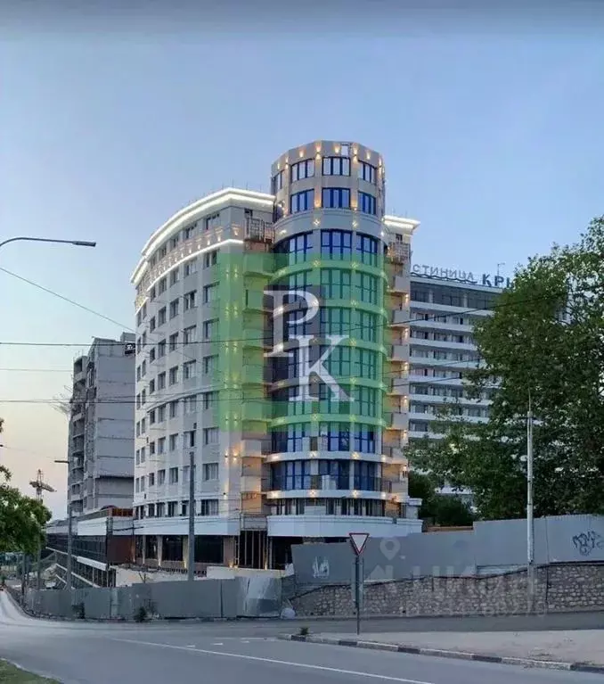 2-к кв. Севастополь ул. Генерала Крейзера, 10к1 (68.4 м) - Фото 1
