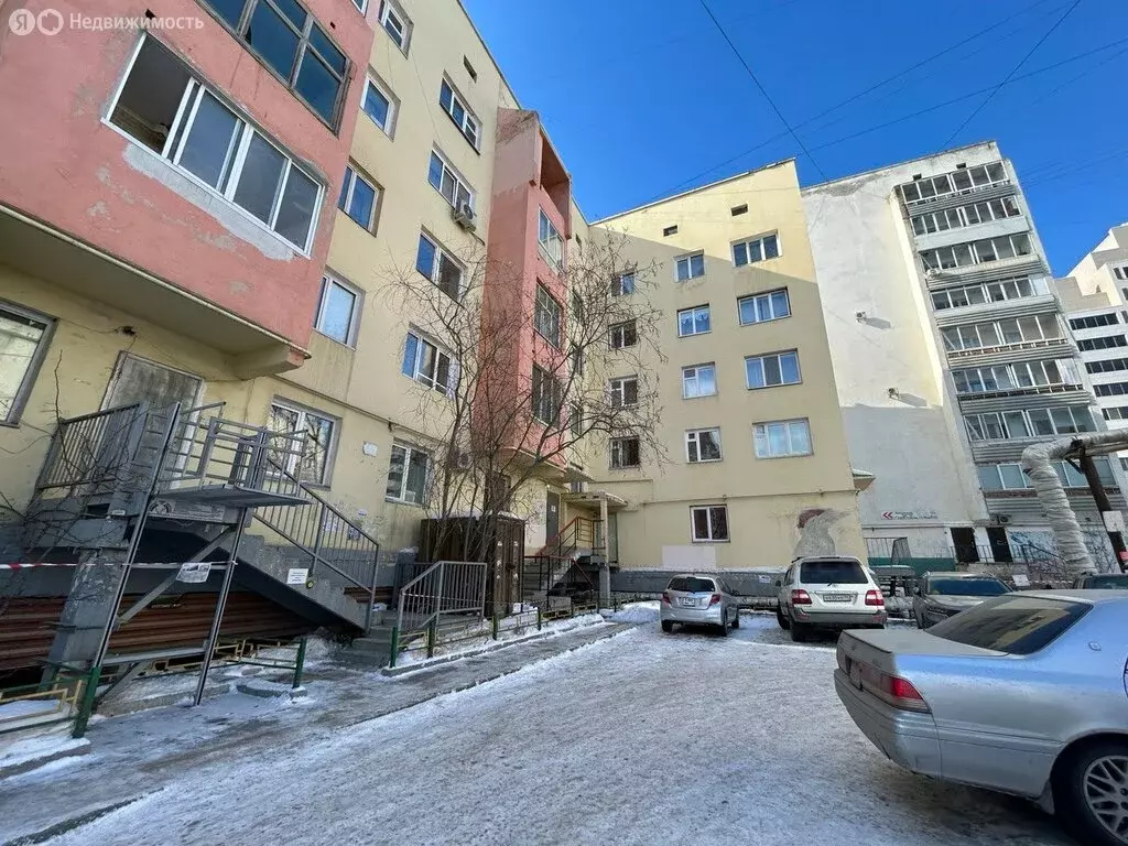 3-комнатная квартира: Якутск, улица Фёдора Попова, 18 (79.3 м) - Фото 1