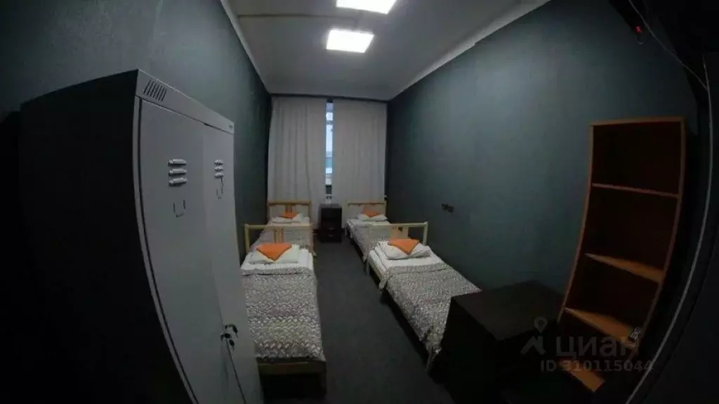 Комната Мурманская область, Кировск Лабораторная ул., 4 (10.0 м) - Фото 0