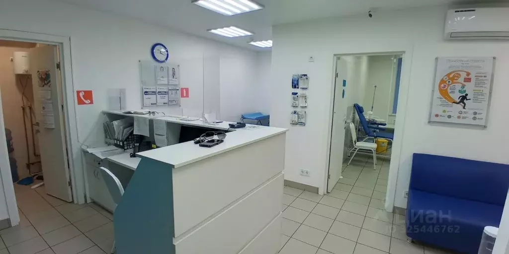 Помещение свободного назначения в Саратовская область, Саратов просп. ... - Фото 2