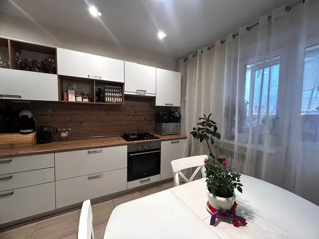 Продаётся 2-к квартира, 55.4 м - Фото 1