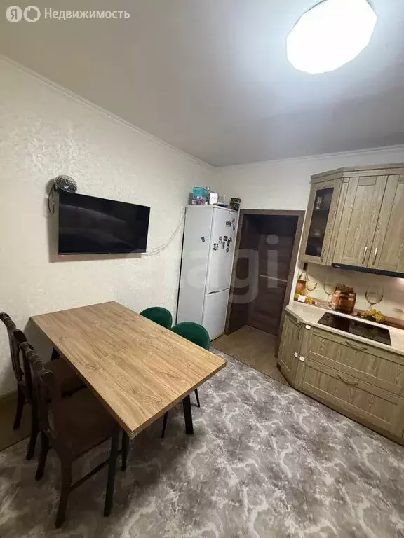 3-комнатная квартира: Тюмень, улица Радищева, 27к1 (101 м) - Фото 2