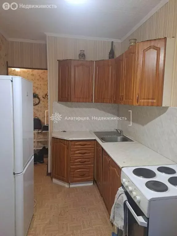 3-комнатная квартира: Томск, улица Сергея Лазо, 25 (67.1 м) - Фото 1