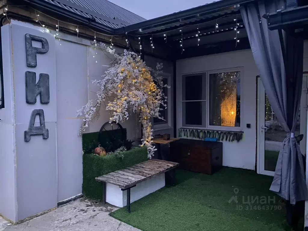 Дом в Краснодарский край, Кропоткин Кавказский район, ул. Куйбышева, ... - Фото 1